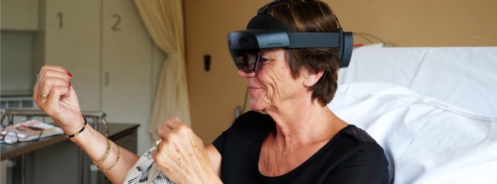 Patient test de bril van Holomoves.