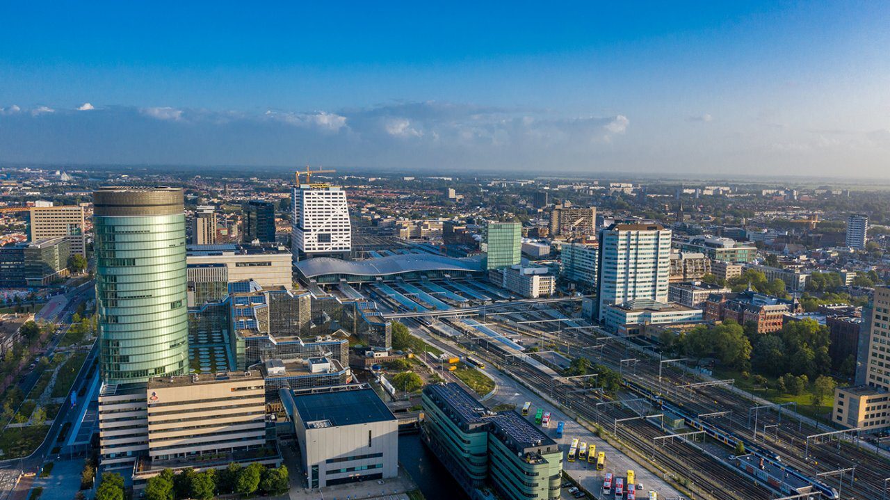 hubert-station-en-verrekijker-pootstraat-utrecht-19aug19-edwin-van-wanrooij-picspoint-2